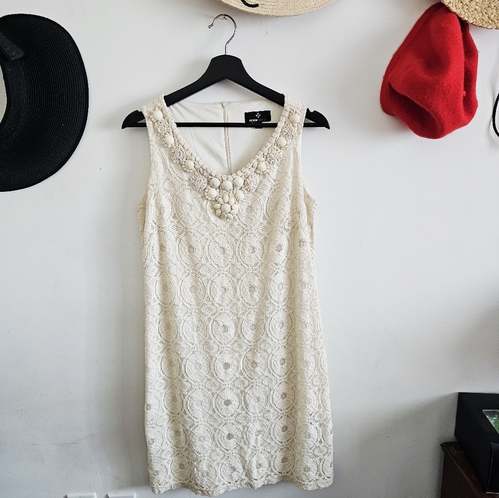 Ronni Nicole Cream Sleeveless Floral Lace Mini Dress